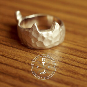Tailor-made Sterling Silver ‘CAT’ ring